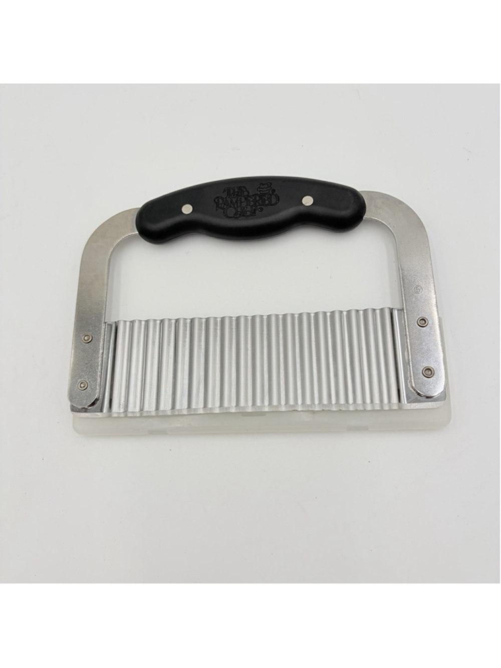 THE PAMPERED CHEF Wavy Chopper/Scraper/Dough/Pastry Cutter Stainless Steel Black